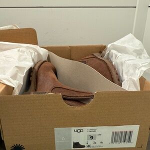 Toddler UGG Callum Boots size 9